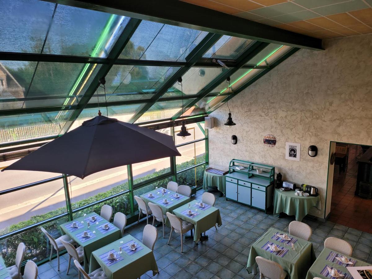 L'Auberge De L'Olive Dompierre-sur-Besbre Exterior foto