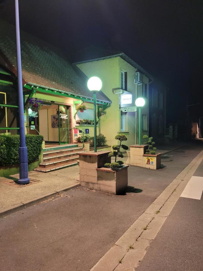 L'Auberge De L'Olive Dompierre-sur-Besbre Exterior foto